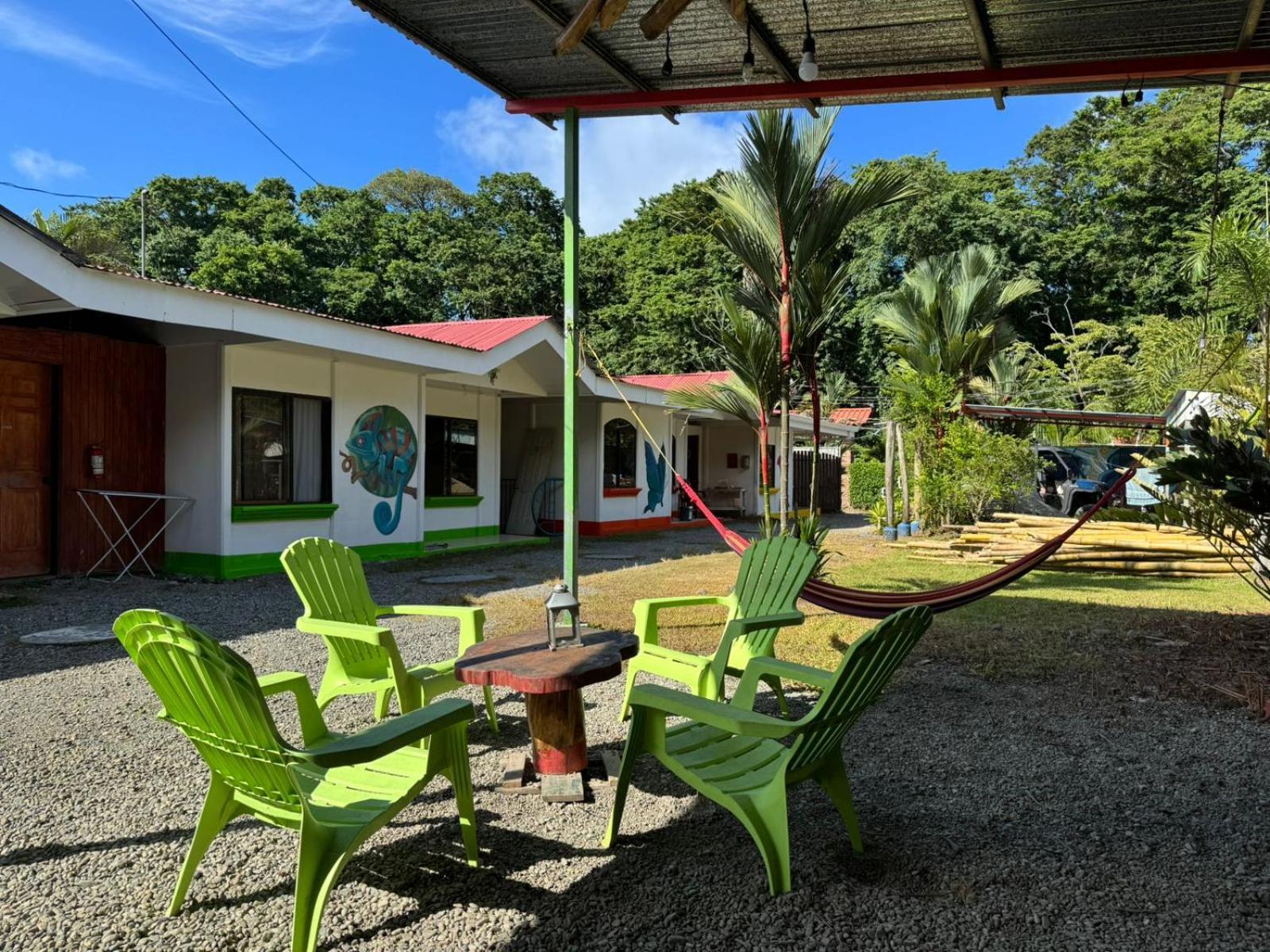 Kalunay Hostel Puerto Viejo de Talamanca Exteriér fotografie
